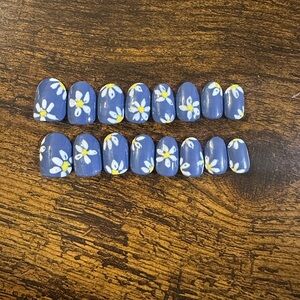 Blue Floral Press-On Nails
